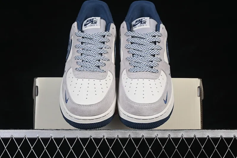 All categories Nk Air Force 1 Air Force series Nk Air Force 1 Low Air Force low-top Nike Air Force 1'07 Low joint model gray and blue Air Force 1 low-top casual sneakers SS1979-011